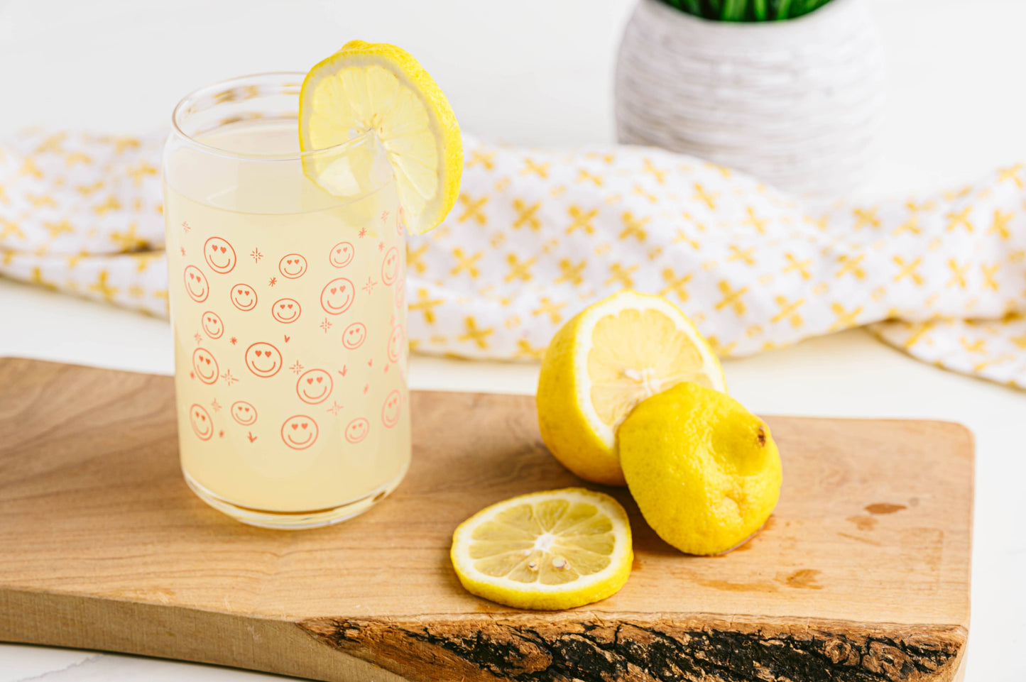 Smiley Face Glass Can