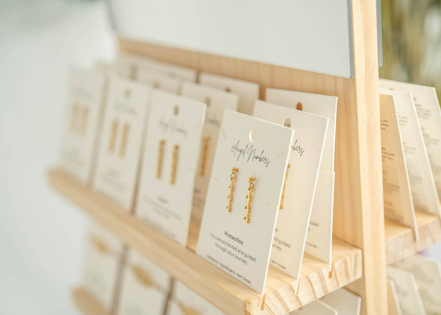 Angel Number Display Cards (Necklaces, Earrings, Bracelets): 555 / Transformation